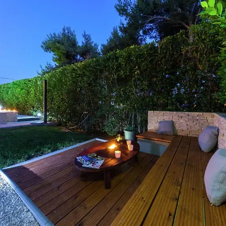 فيلة Exquisite With Private Pool In زادار