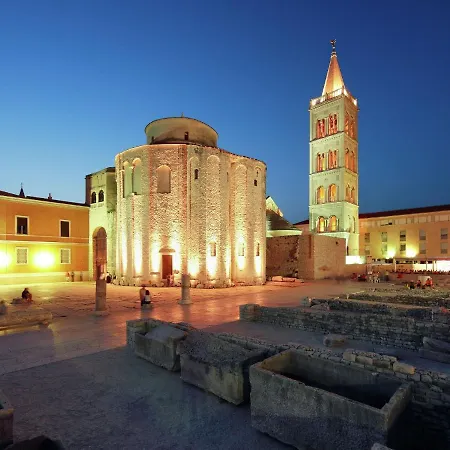Exquisite With Private Pool In فيلة